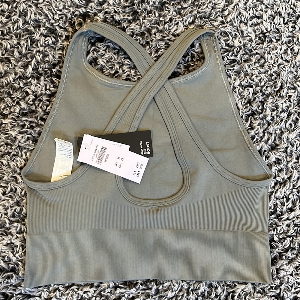 HOLLISTER GILLY HICKS SPORTS BRA - Picture 2 of 3